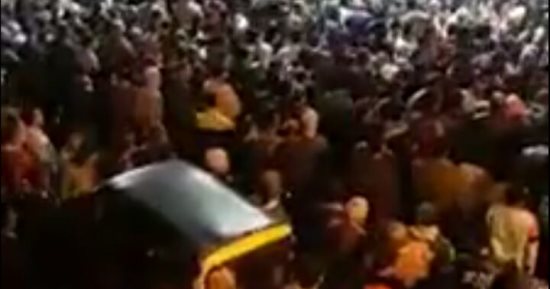 فيديو وصور.. الأهالى يشيعون جثمان شهيد الواجب بالعريش بمسقط رأسه فى دمياط 