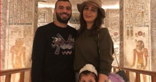 صورة.. عماد متعب وزوجته يارا نعوم يزوران وادى الملوك بالأقصر