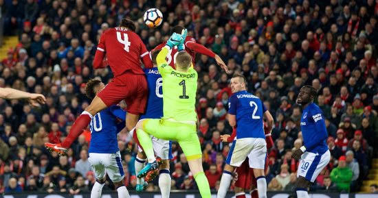 فيديو.. فان ديك يقود ليفربول لفوز قاتل على إيفرتون بكأس الاتحاد الإنجليزى