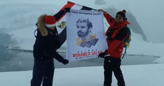 فيديو.. شاب مصرى يحتفل بفوز صلاح بجائزة أفضل لاعب فى افريقيا بالقطب الجنوبى