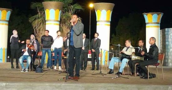 صور.. عروض لفرق توشكى وأسوان للفنون الشعبية بمهرجان تنشيط السياحة