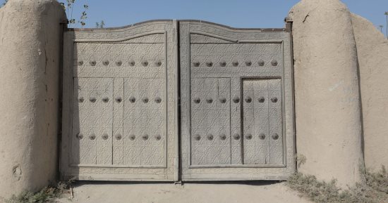 صور .. أفغانستان ترمم مسجدا أثريا عمره 550 سنة 