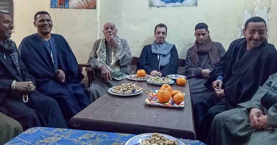أعضاء مجلس النواب بالعياط يشاركون الأقباط فى احتفالهم بعيد الميلاد