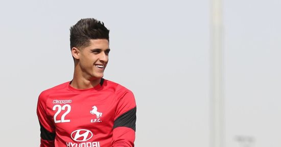 أحمد الشيخ على مقاعد بدلاء الاتفاق للمرة الأولى أمام الهلال 