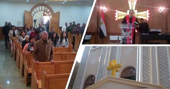 "على الأرض السلام وبالناس المسرة".. ترانيم أول قداس للكنيسة الإنجيلية ببنى مزار بعد 4 سنوات من حرقها على يد الإخوان.. مسئول الكنيسة: الإرهاب أراد بنا شرا والله أخلف ظنهم.. والقس عماد: مسلمون قدموا الطعام للعمال