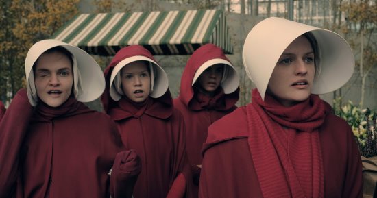 Handmaid's Tale, The يفوز بجائزة جولدن جلوب أفضل سلسلة تليفزيونية 