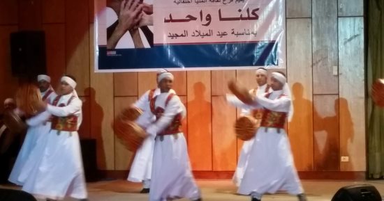 صور.. عروض فنية وكورال أطفال فى احتفالية "كلنا واحد" بقصر ثقافة المنيا