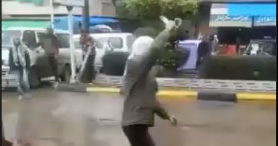 تداول فيديو لمشاجرة بالسيوف والسنج بمنطقة أبو قير فى الإسكندرية