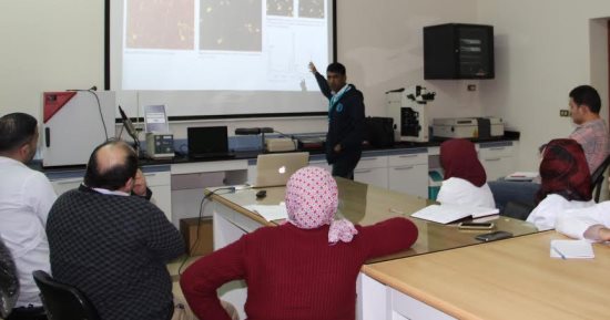 جامعة كفر الشيخ تزود معهد علوم وتكنولوجيا النانو بمجهر القوى الذرية