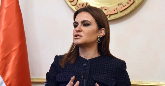 الحكومة توافق على تأسيس شركة استثمارية لتنمية المناطق الحرة
