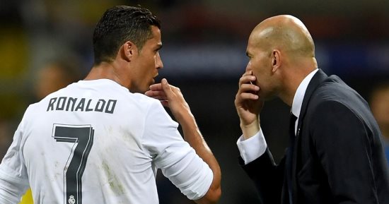 أول تعليق من زيدان عن إمكانية عودة كريستيانو رونالدو إلى ريال مدريد