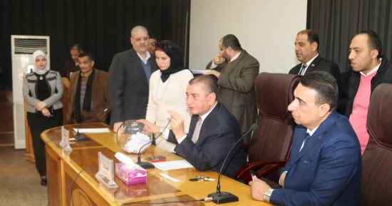 توزيع 15 سيارة ربع نقل للشباب بالتعاون مع صندوق تحيا مصر بكفر الشيخ