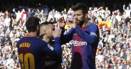 بيكيه يوقع عقده الجديد مع برشلونة الاثنين المقبل