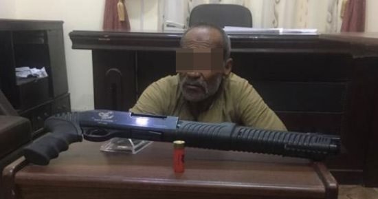 ضبط عاطل بسلاح نارى وذخائر بشبين القناطر