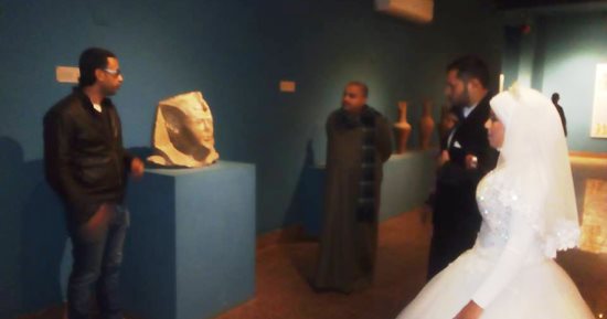 لأول مرة.. صور..  أفراح المنياوية داخل متحف ملوى
