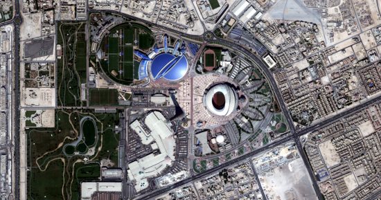 ملاعب قطر تترنح وتباطؤ شديد فى تنفيذ الإنشاءات.. تقرير أمريكى يكشف تراجع أعمال البناء فى ملاعب مونديال 2022 بنسبة 40 %.. والمقاطعة العربية تضع تنظيم الحمدين فى خطر فقدان فرصة استضافة المونديال