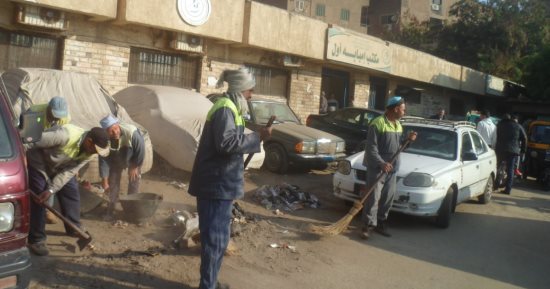 حملات نظافة بشوارع حى الوراق وشمال الجيزة.. صور