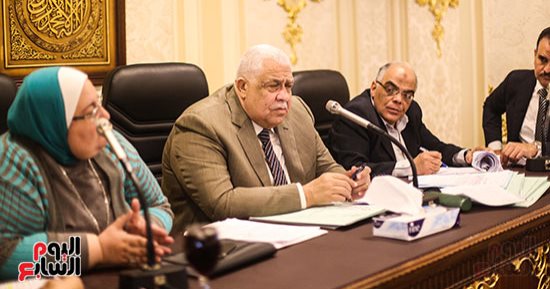 "اقتراحات البرلمان" توافق على طلب إحلال وتجديد منشآت شرطية بالإسكندرية