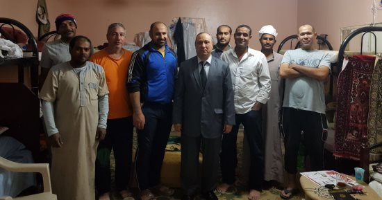 القوى العاملة تتفقد أحوال المصريين فى حى الريان بالدوحة