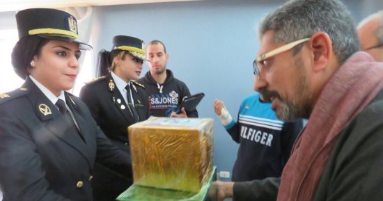 رجال الشرطة يزورون مصابى كنيسة حلوان ويؤكدون: حادث يتنافى مع صحيح الدين
