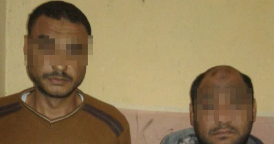  سقوط عاطلين انتحلا صفة أمناء شرطة أثناء مساومة بائعة متجولة بالأزبكية