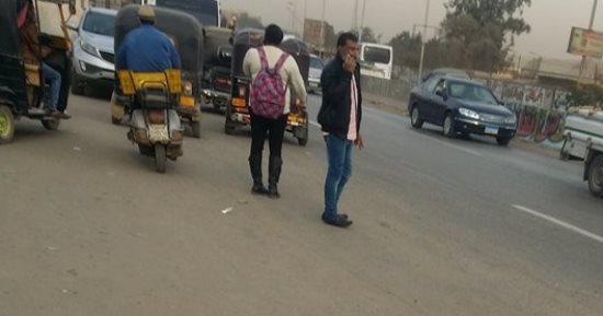 قارئ يشكو من فوضى التكاتك بمنطقة حدائق الأهرام