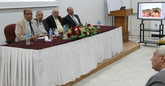 محافظ الإسكندرية : دراسة طرق الاستفادة من مياه الصرف الصحى المعالج