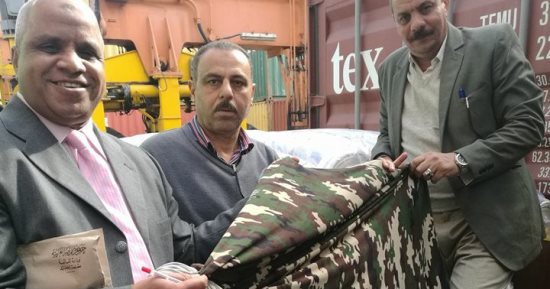 صور.. تحريز أقمشة مموهة محظورة تستخدم لملابس القوات المسلحة بالإسكندرية