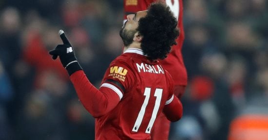 تقنية الفيديو تمنح محمد صلاح ركلة جزاء أمام بروميتش.. وفيرمينو يضيعها