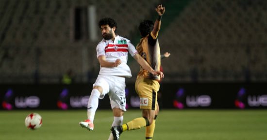 صور.. التعادل السلبى يحسم الشوط الأول بين الزمالك والإنتاج