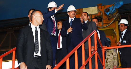 السيسي يفتتح مشروع تطوير جامعة السويس عبر "الفيديو كونفرانس" من المنوفية (صور)