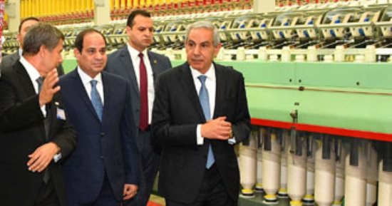 السيسي: نحتاج القفز بمعدلات النمو فى مدد زمنية أقل.. وتوفير فرص أكبر للشباب (صور)