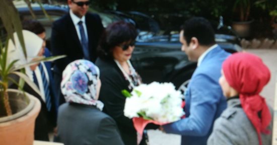 شاهد لحظة وصول إيناس عبد الدايم وزارة الثقافة  