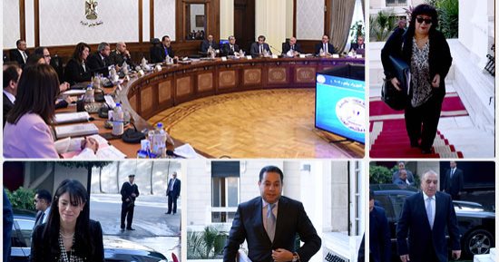 أول اجتماع للحكومة بتشكيلها الجديد.. تهنئة الوزراء الجدد واستعراض تقرير رفع "فيتش" التصنيف الائتمانى لمصر..وزير المالية: طرح السندات الدولارية فى فبراير.. وطارق قابيل: نستهدف زراعة القطن قصير التيلة بالصعيد