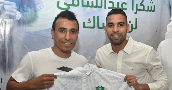 جماهير الأهلى السعودى تطالب بحجب رقم 13 تكريماً لـ"شيفو"