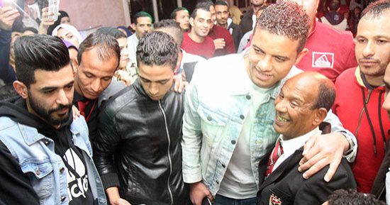 سعد سمير يحضر زفاف ابنة عم حارس