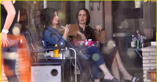 صور.. ساندرا بولوك وسارة بولسون تصوران "Bird Box" فى لوس أنجلوس    