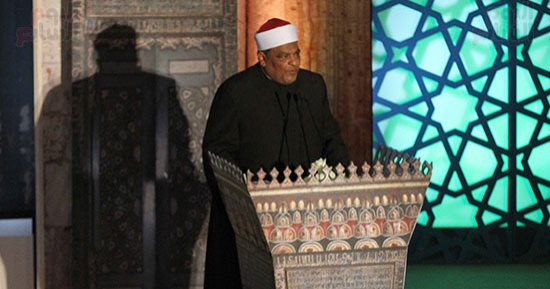 عباس شومان عن زيارة القدس: المسألة ليست دينية بل سياسية (صور)