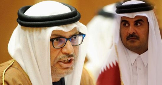 أنور قرقاش: وفود صحفية مدفوعة الأجر للمشاركة باحتفالات قطر بعام على العزلة