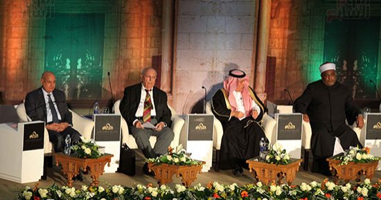 أستاذة بجامعة القديس يوسف: علينا رفع الأصوات للمطالبة بحقوقنا فى القدس (صور)