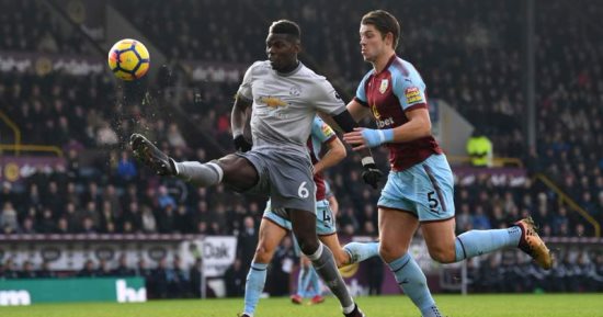 مانشستر يونايتد يتعادل فى شوط سلبى أمام بيرنلى بالدورى الإنجليزى