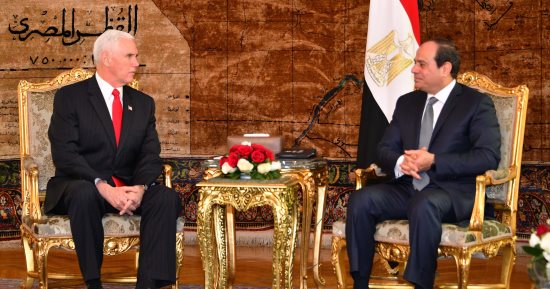 مباحثات السيسي مع نائب دونالد ترامب تتصدر عناوين الصحف العالمية.. الأسوشيتدبرس: مايك بنس يصف اللقاء بالمثمر.. ويؤكد: قضية السلام أبرز المحاور.. والرئيس المصرى حث على مشاركة أكبر فى محاربة الإرهاب