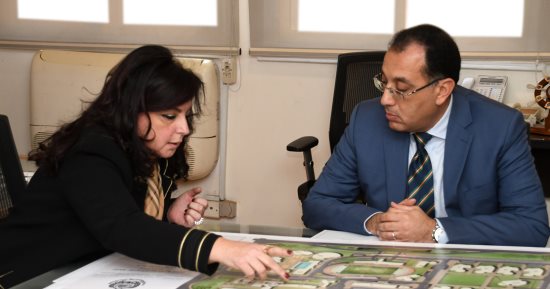 وزير الإسكان ورئيس أكاديمية العلوم يتابعان تصميمات الكليات بالعلمين الجديدة