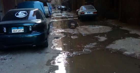 طفح مياه المجارى فى شارع حشاد بعزبة النخل