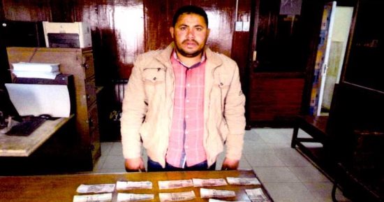القبض على عاطل يفرض إتاوات على سائقى سيارات الأجرة بموقف الدرب الأحمر