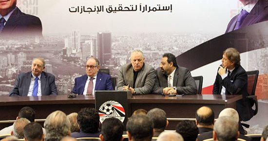 س و ج.. هل يلغى اتحاد الكرة الهبوط نهاية الموسم؟