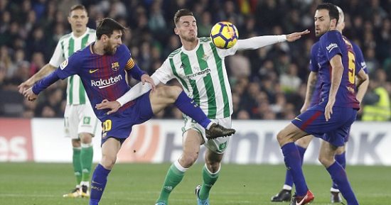 برشلونة يفشل فى فك طلاسم ريال بيتيس بتعادل سلبى فى الشوط الأول