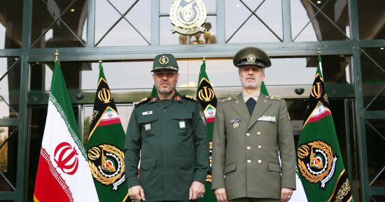 وزير الدفاع الإيرانى: أصبحنا من أهم القوى الصاروخية فى العالم