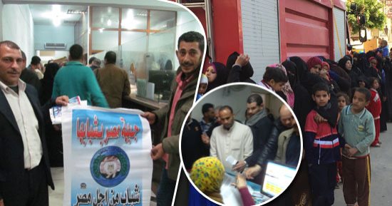 صور.. طوابير توثيق توكيلات انتخابات الرئاسة عرض مستمر لليوم الـ16 على التوالى.. حشود من المواطنين تصطف لتأييد السيسى لفترة رئاسية ثانية.. وأبرز المشاهد استقدام سيارة مجهزة بجنوب سيناء لتسهيل تحرير التوكيلات