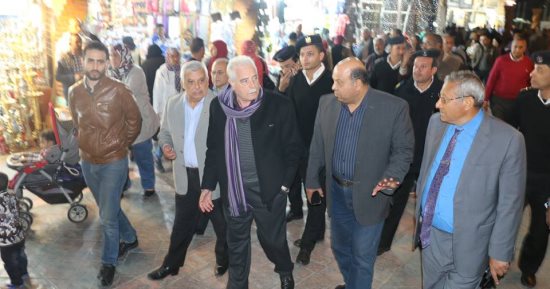 صور .. محافظ جنوب سيناء يشيد بمشايات السوق القديم بشرم الشيخ